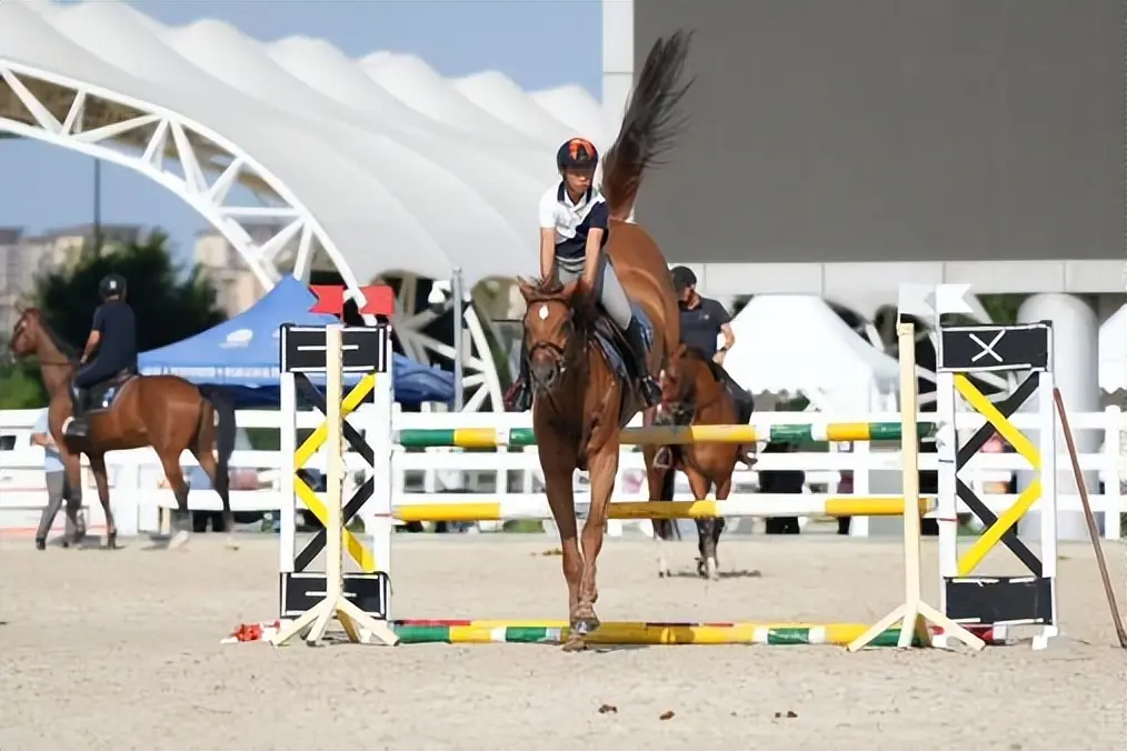 经开学, 雨过天晴