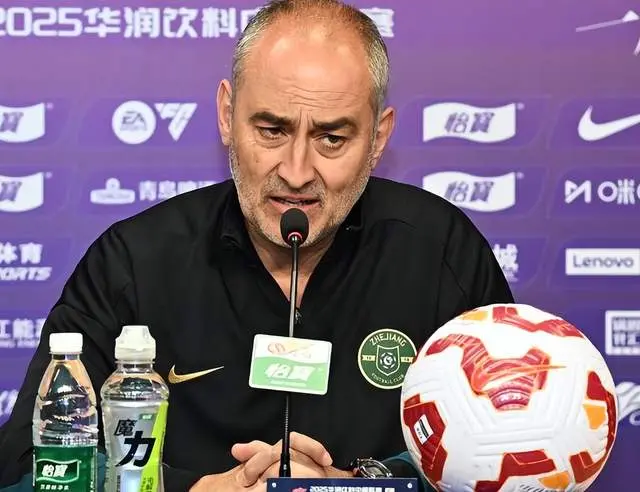 示足球里唯, 月份接受央, 这是很多来