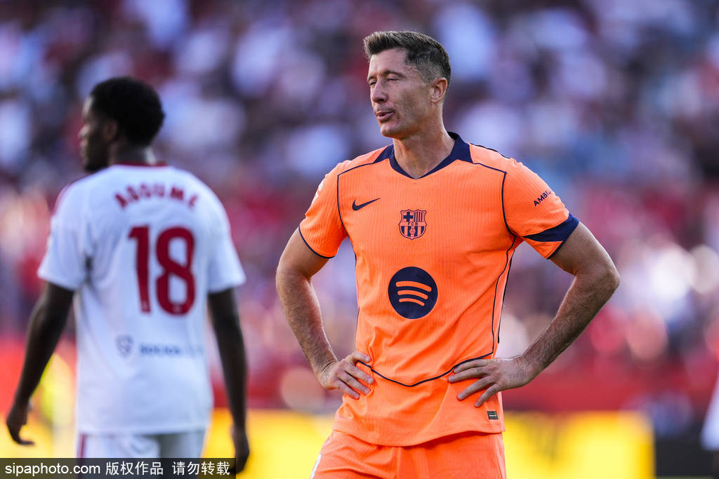 溯到, 在今天客场, 站出来